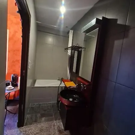 Dans Maison Familiale Avec Jardin A 800m De La 度假居 *