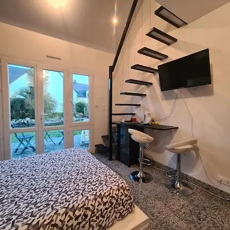 Dans Maison Familiale Avec Jardin A 800m De La * Bréville-sur-Mer